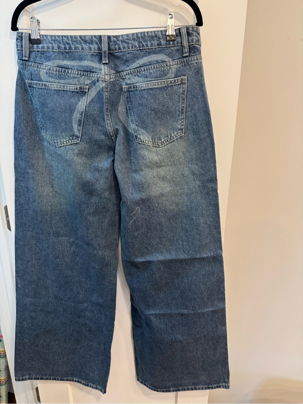 Edikted Blue Vintage Wash Bow Women’s Jeans Size M NWT